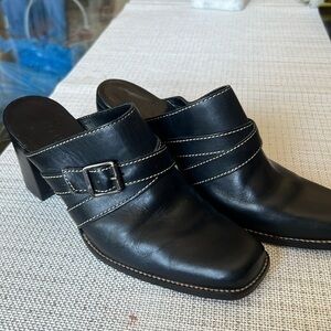 Gianni Bini Black Leather Mule Stacked Heel, block heels